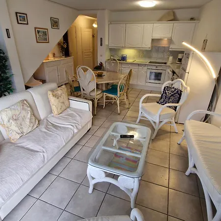 5 Pieces Climatise Avec Terrasse Et Parking A - Fr-1-780-30 Apartmán *
