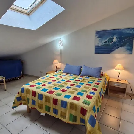 Appartement 5 Pieces Climatise Avec Terrasse Et Parking A