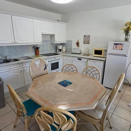 5 Pieces Climatise Avec Terrasse Et Parking A
